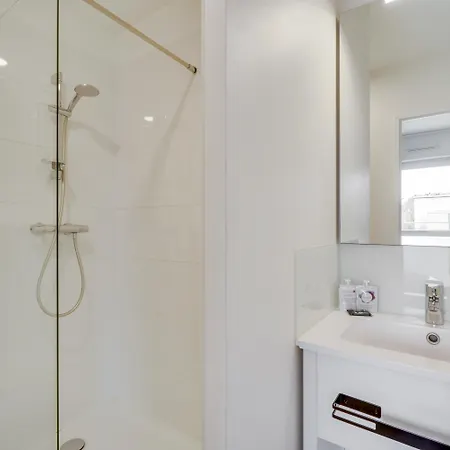 Aparthotel - - Massy Tgv 3*
