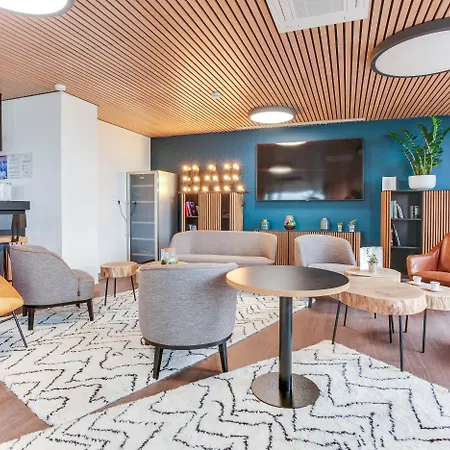 Aparthotel - - Massy Tgv