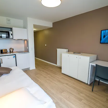Aparthotel - - Massy Tgv 3*