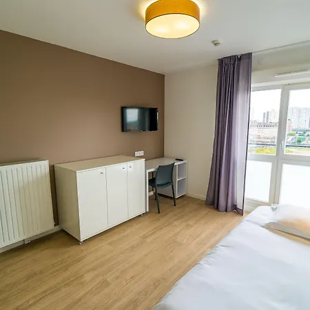 - - Massy Tgv Aparthotel Palaiseau