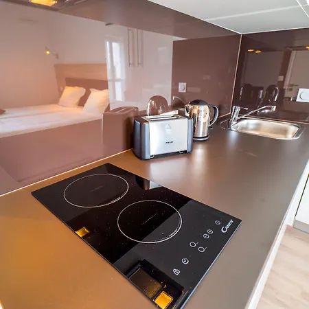 - - Massy Tgv Aparthotel Palaiseau