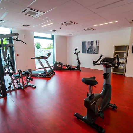 - - Massy Tgv Aparthotel 3*