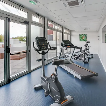 - - Massy Tgv Aparthotel Palaiseau