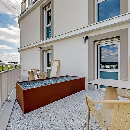- - Massy Tgv Aparthotel Palaiseau