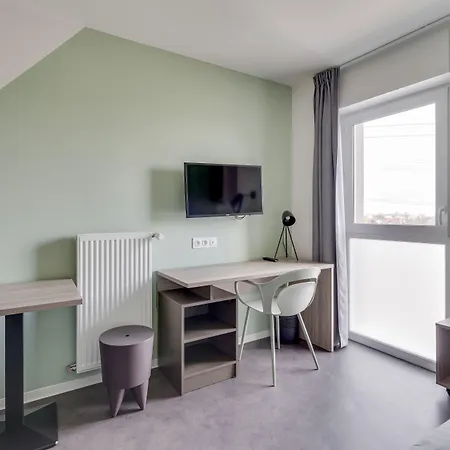 - - Massy Tgv 3* Palaiseau