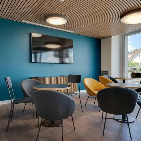 Aparthotel - - Massy Tgv