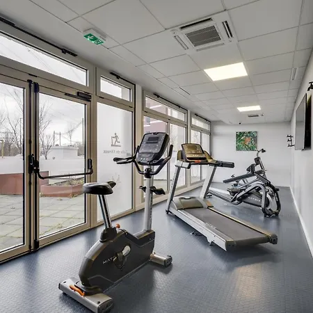 - - Massy Tgv Aparthotel Palaiseau