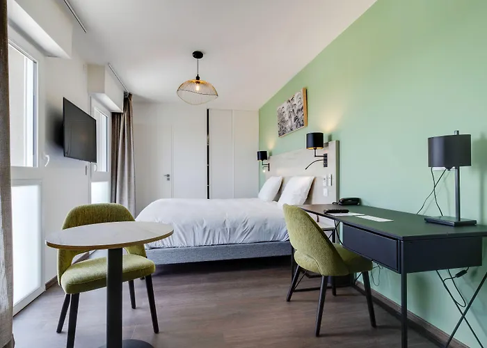 - - Massy Tgv Palaiseau