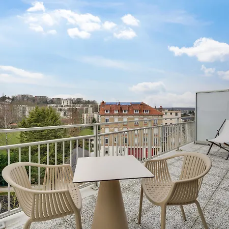 Massy Aparthotel 3*